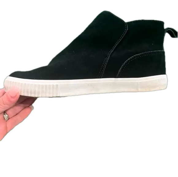 TIMBERLAND BOOTS - Picture 2 of 4